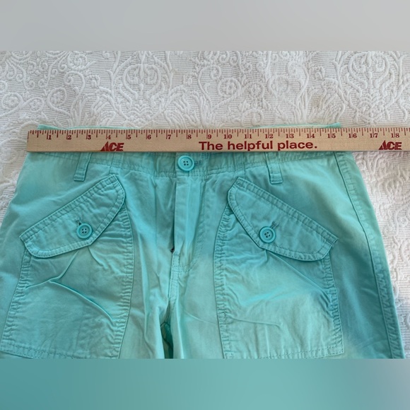 Gap Cargo Capri - Picture 10 of 10